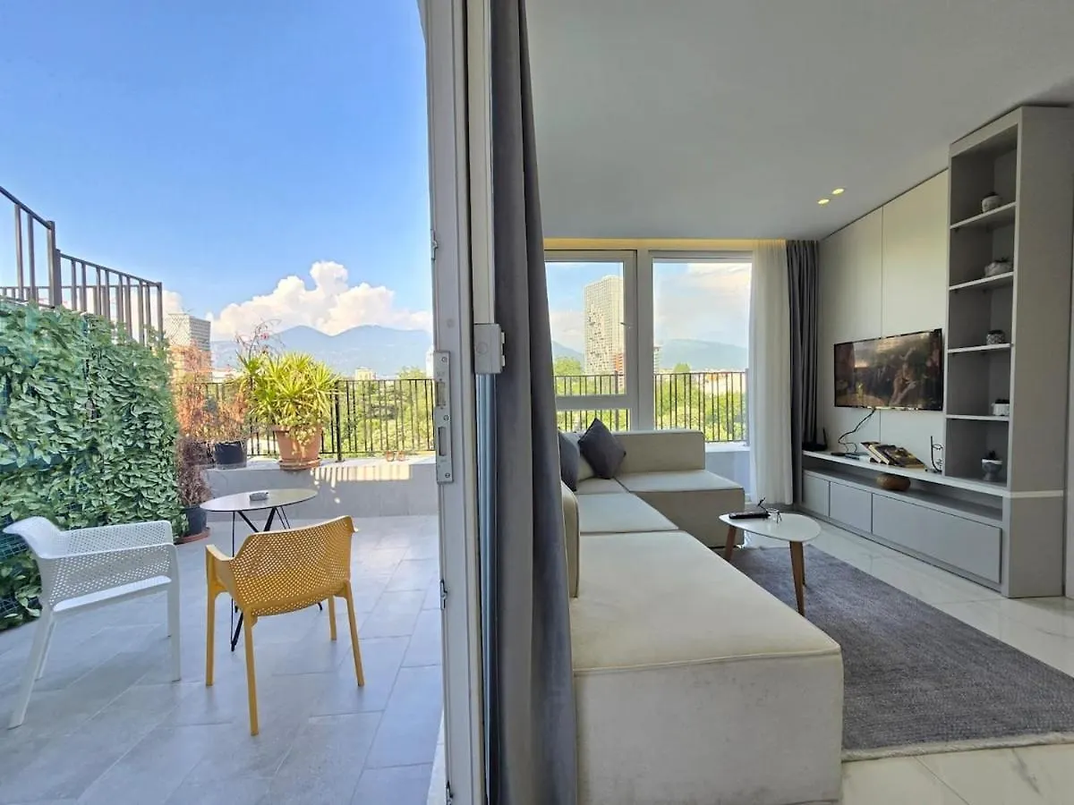 Penthouse With A City View Tirana 0*,  Albánie
